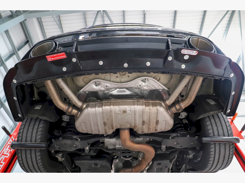 Central Rear Splitter Audi RS3 Sedan 8Y