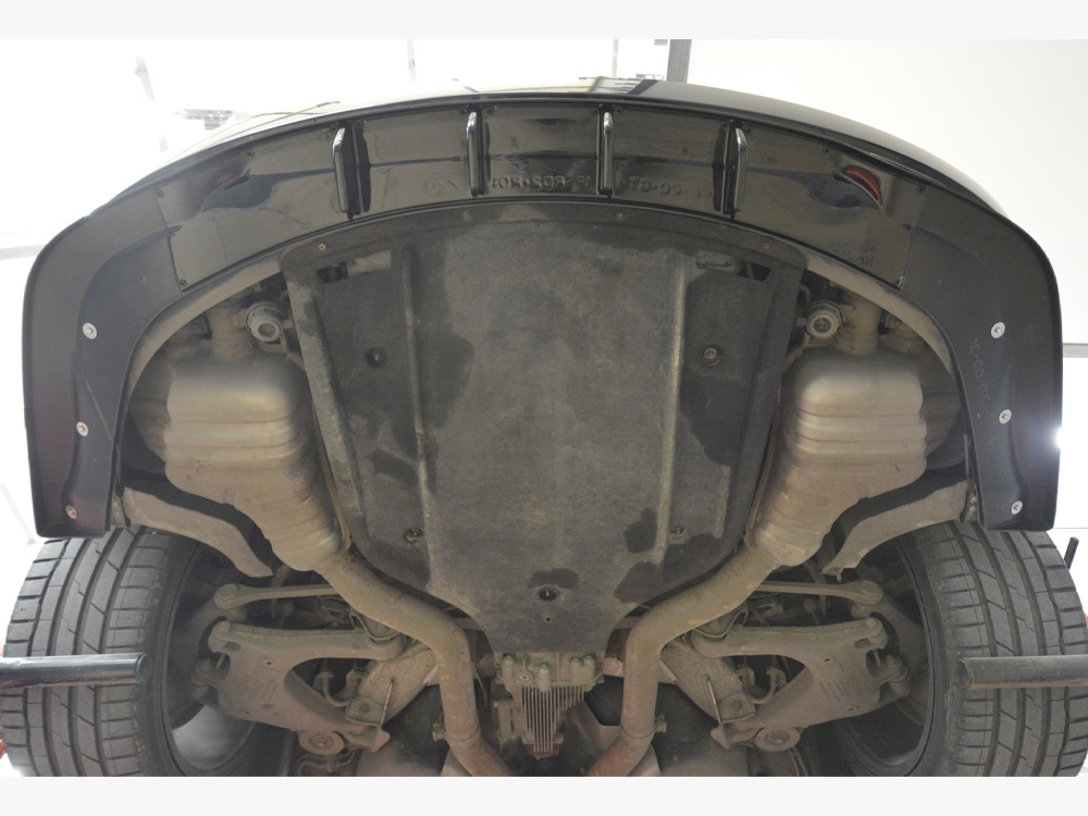 Central Rear Splitter (Vertical Bars) Bentley Continental GT V8 S Mk2