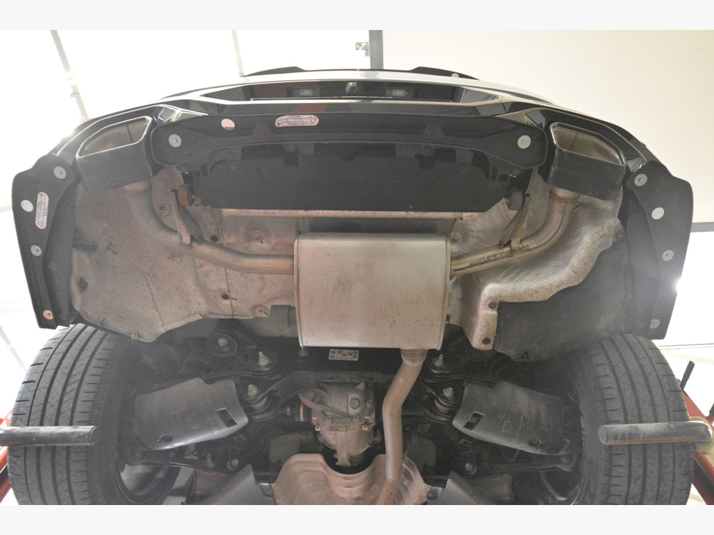 Central Rear Splitter BMW X4 M-Pack G02 Facelift