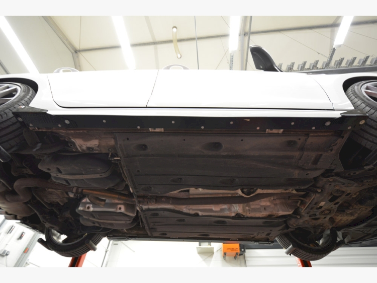 Street PRO Side Skirts Diffusers + Flaps VW Golf R Mk7
