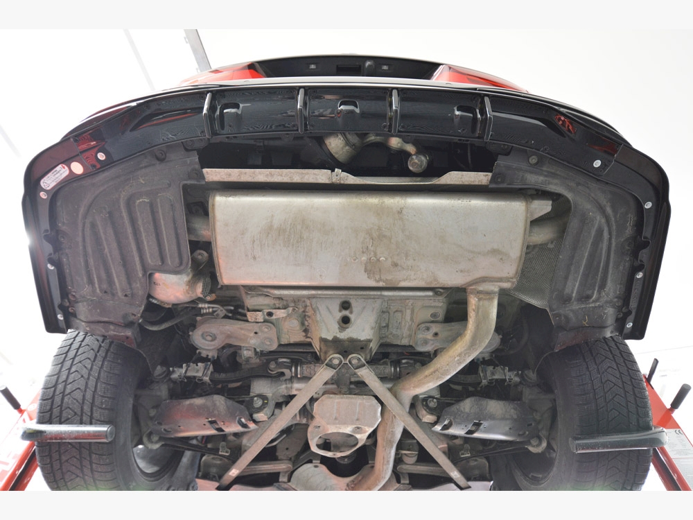 Central Rear Splitter (Vertical Bars) BMW X7 M-Pack G07