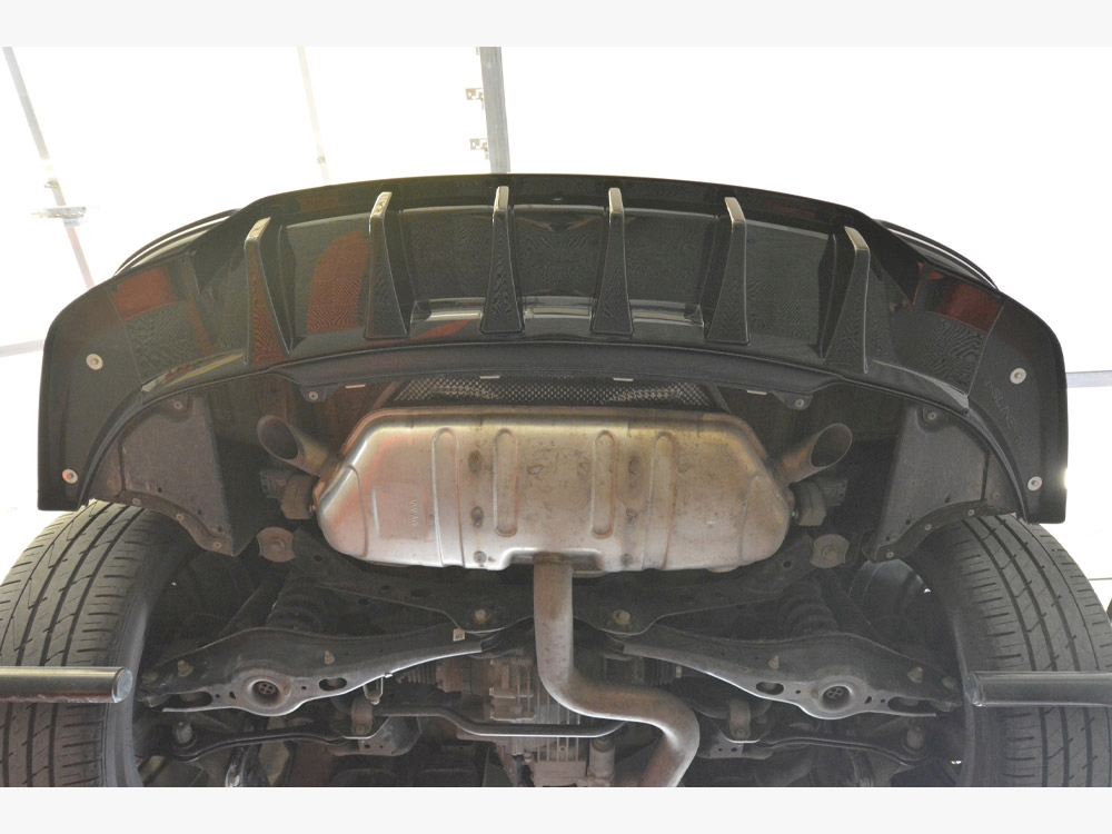 Rear Splitter (Vertical Bars) Audi Q3 S-Line SUV F3