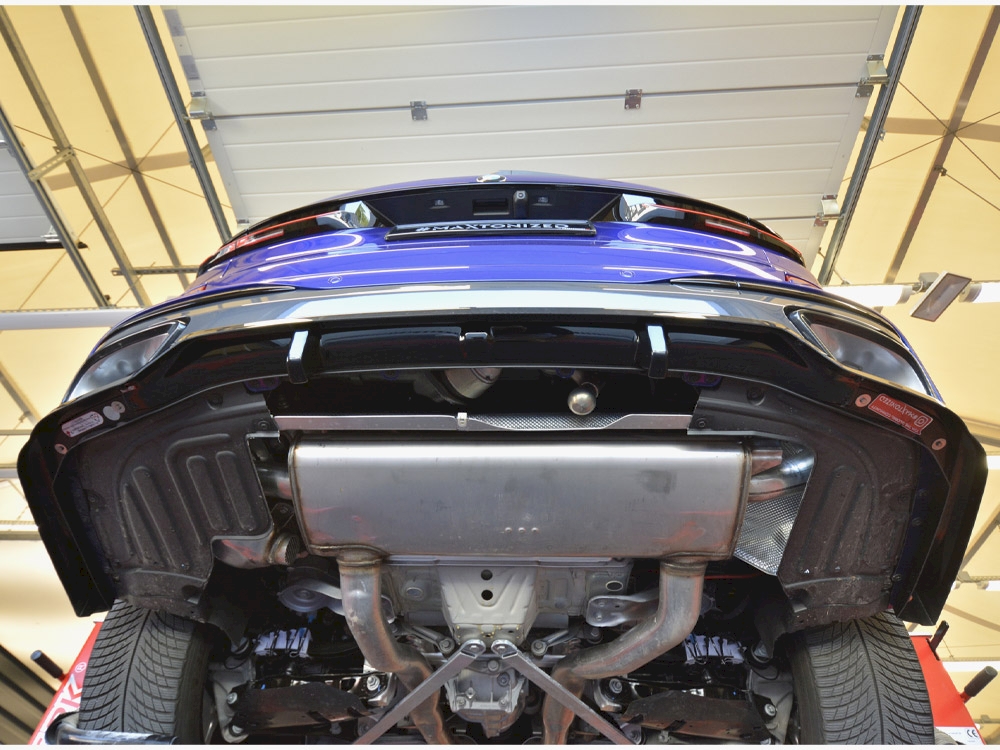 Central Rear Splitter (Vertical Bars) BMW X7 M-Pack G07 Facelift