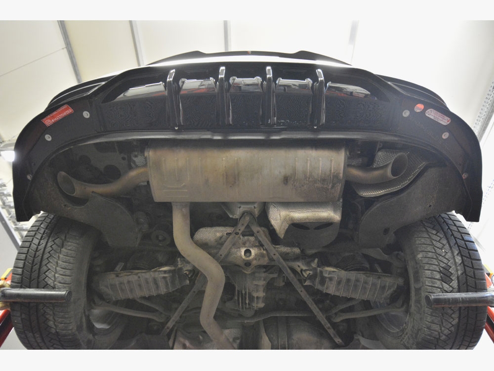 Central Rear Splitter (Vertical Bars) Audi Q8 S-Line Mk1