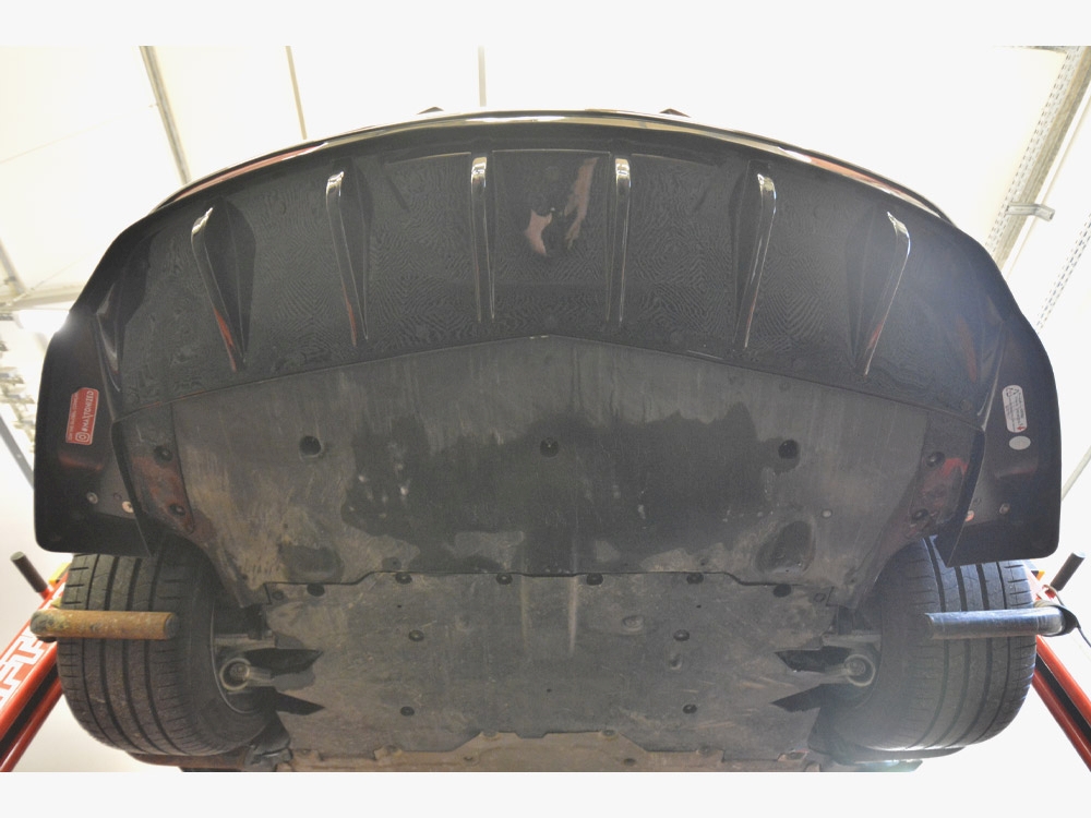 Rear Splitter (Vertical Bars) V.2 Tesla Model S Plaid Mk1 Facelift