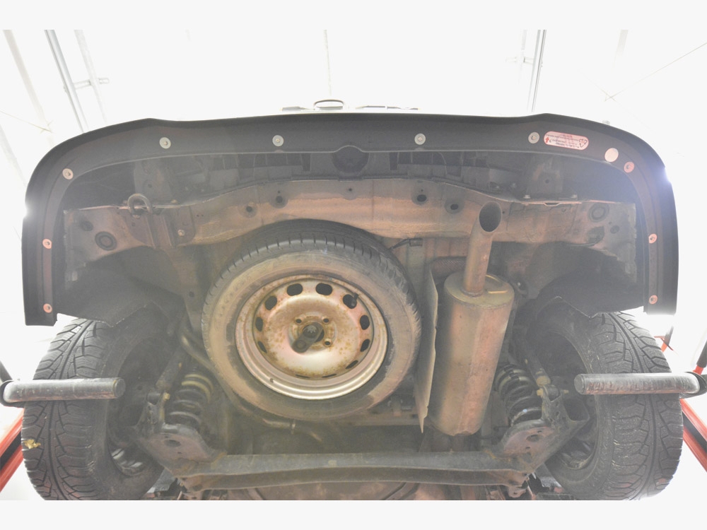 Central Rear Splitter Ford Transit Courier Mk1