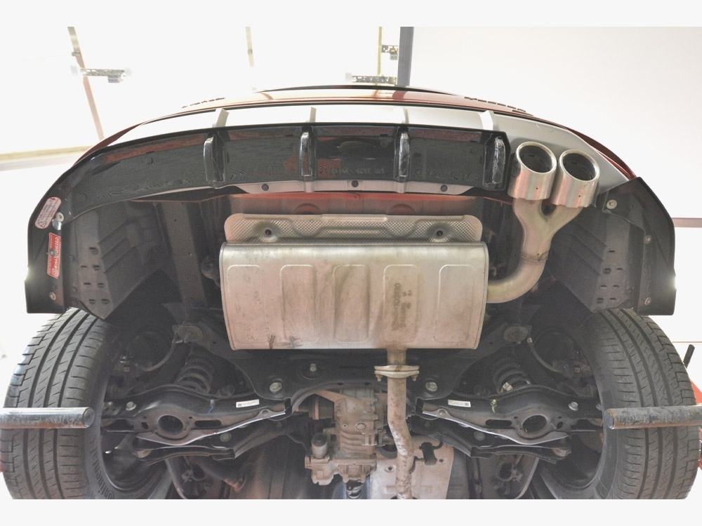 Central Rear Splitter (Vertical Bars) Hyundai Tucson N-Line Mk4