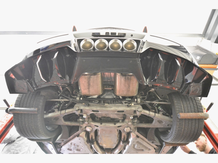 Central Rear Splitter (Vertical Bars) + Rear Side Splitters Chevrolet Corvette C7