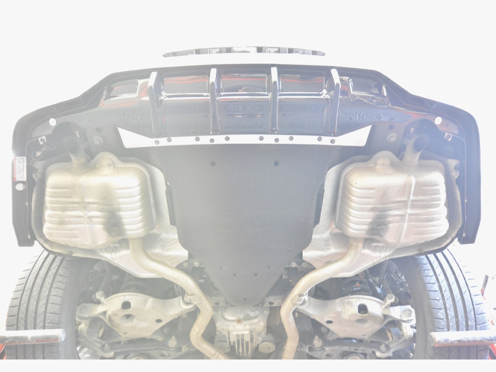 Rear Splitter (Vertical Bars) Ford Explorer XLT Mk6