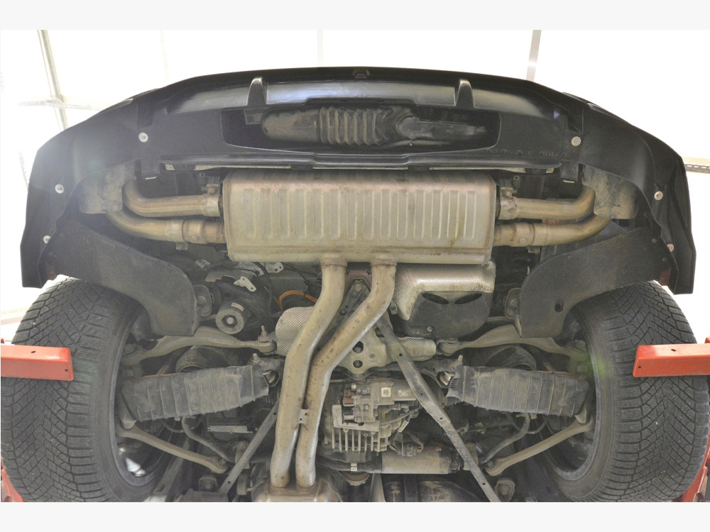 Rear Splitter (Vertical Bars) Audi RSQ8 Mk1 Facelift