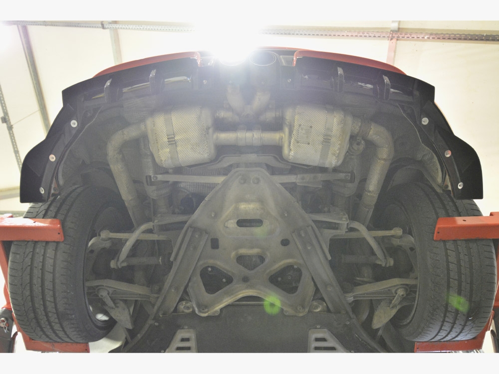 Rear Splitter (Vertical Bars) Porsche 718 Cayman GTS 982c