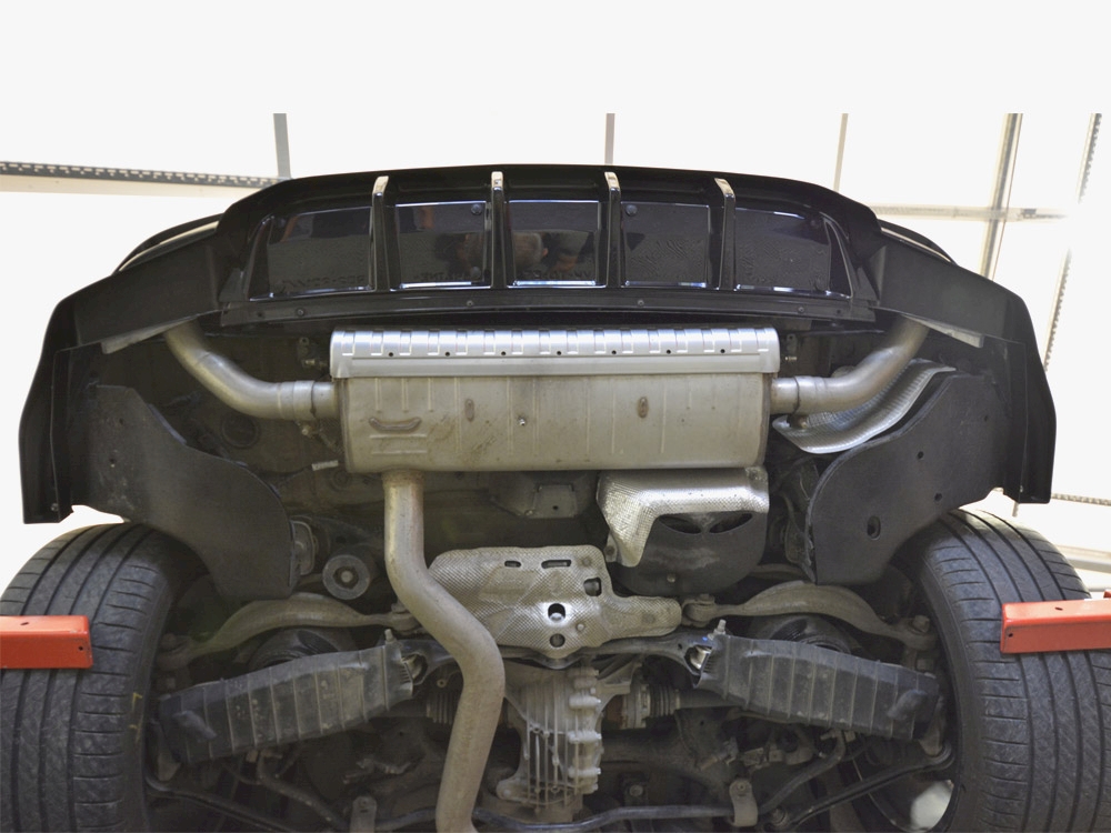 Rear Splitter (Vertical Bars) Volkswagen Touareg R-Line Mk3 Facelift