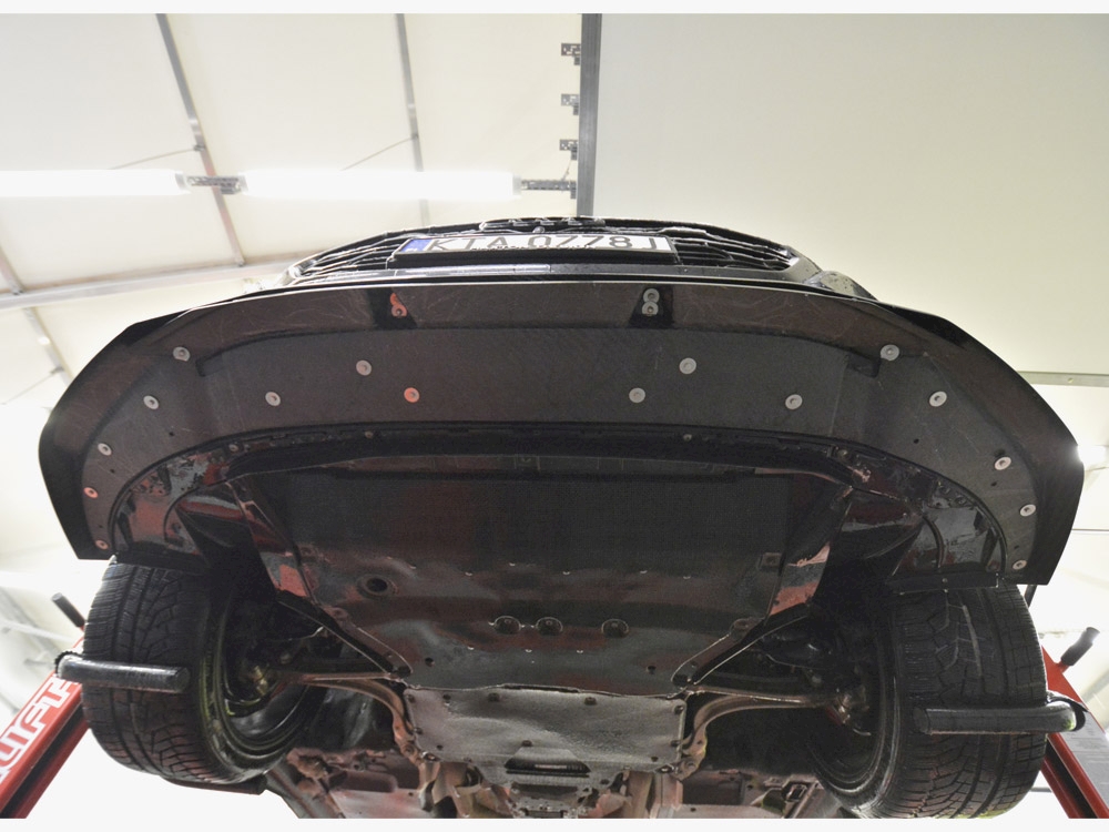 Carbon Fiber Front Splitter Audi RSQ8 Mk1