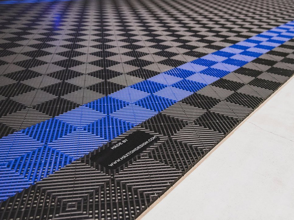 Modular Maxton Floor Corner Edge Tile (Male Pages) - 11 