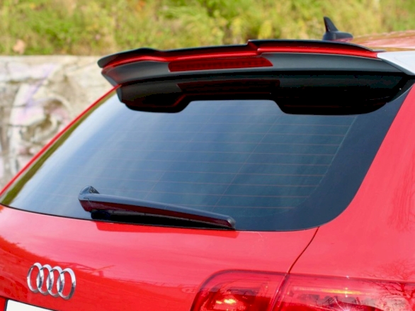 Maxton Spoiler CAP V.2 Für Audi RS3 8V / 8V FL Sportback Schwarz Hochglanz