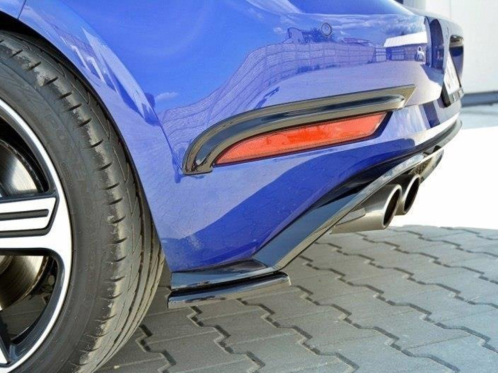 Rear Frames For Lights VW Golf 7 R / R-Line Facelift - Carbon Look - 3 