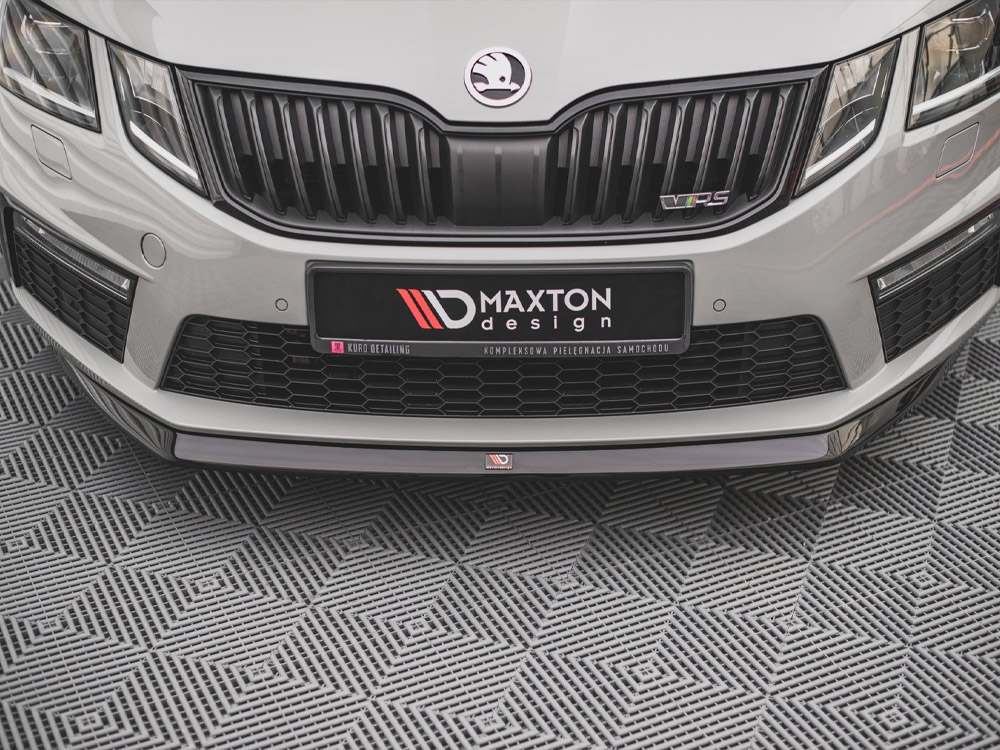 Front Splitter V.1 Skoda Octavia RS MK3 Facelift (2016-2019) - Carbon Look - 3 
