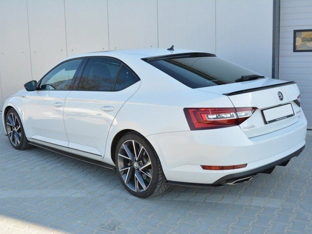 Spoiler CAP V.1 Skoda Superb Mk3 / Mk3 FL Hatchback - Textured - 2 