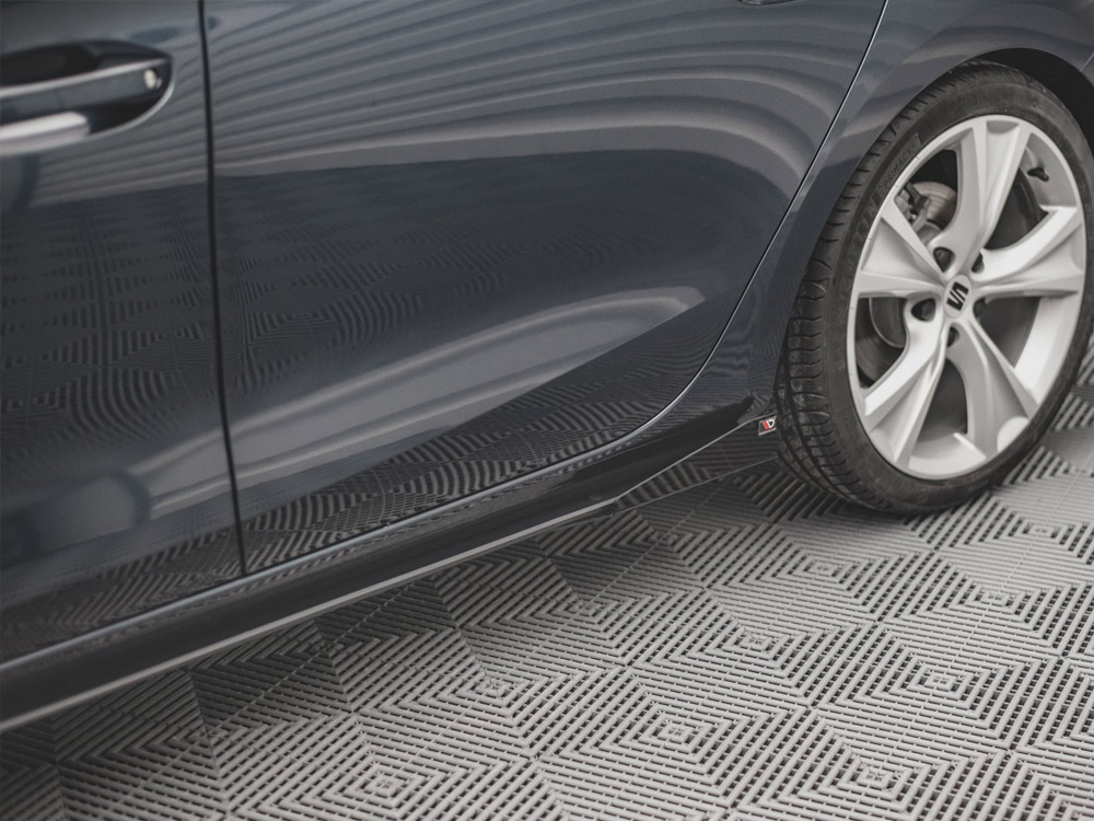 Street PRO Side Skirts Diffusers + Flaps Seat Leon FR Mk4 - 3 