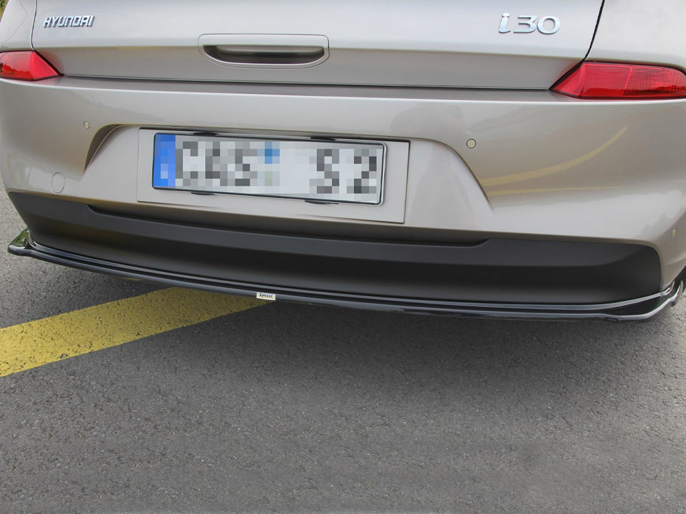 Central Rear Splitter Hyundai I30 Mk3 Hatchback - 1 