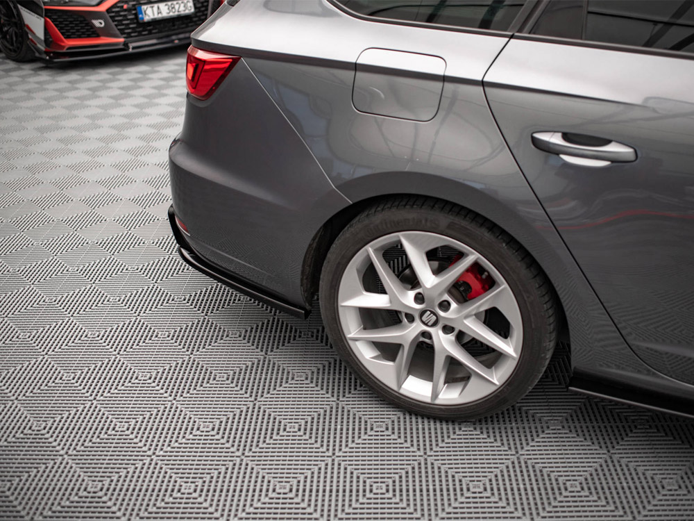Rear Side Splitters V.2 Seat Leon FR Sportstourer MK3 (2012-2016) - 3 