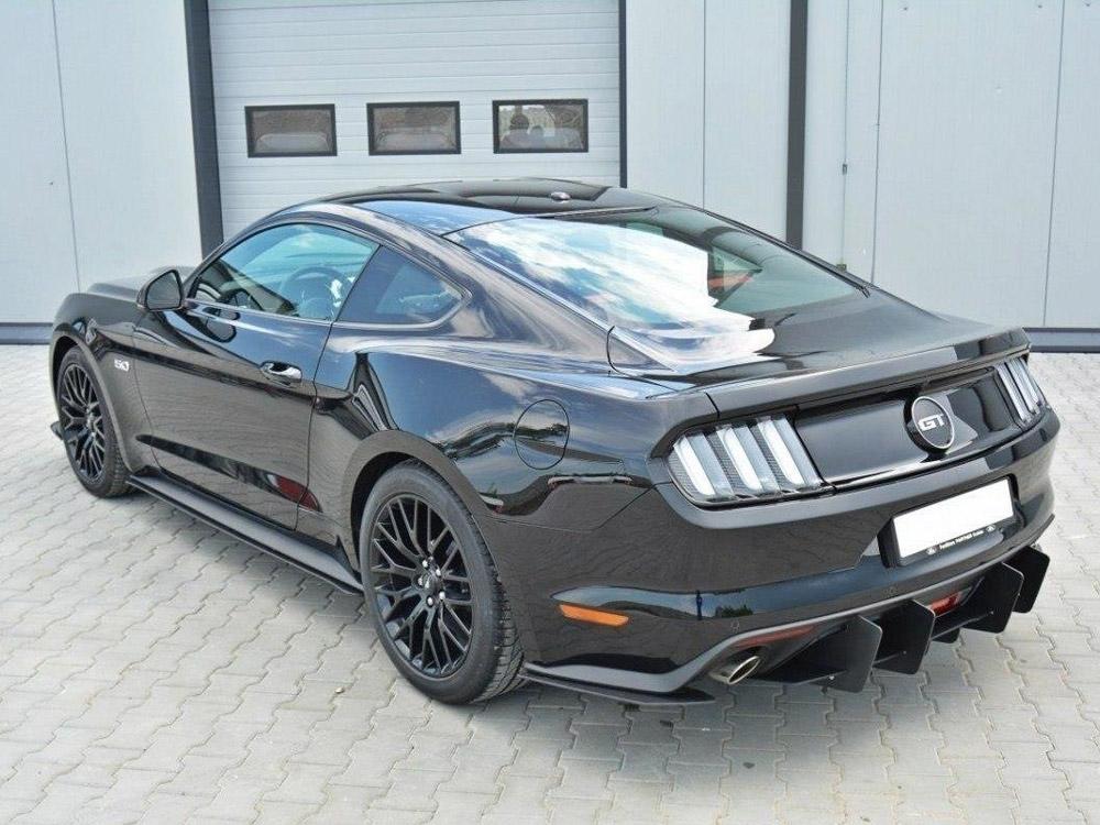 Racing Side Skirts Diffusers Ford Mustang GT Mk6 - 2 