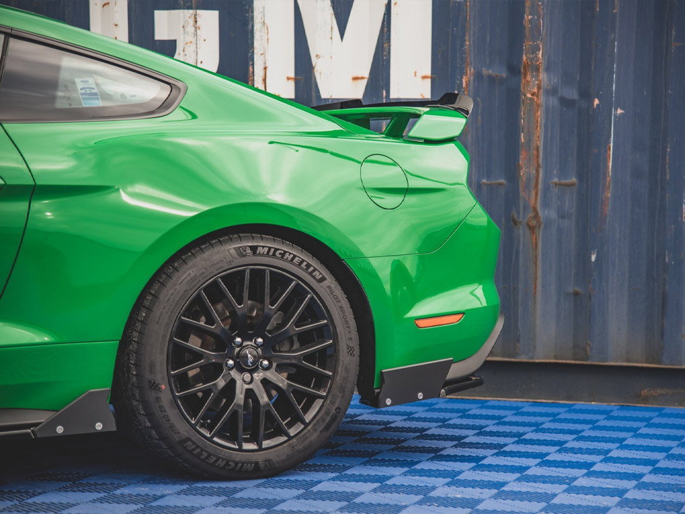 Rear Side Splitters V.1 + Flaps Ford Mustang GT Mk6 Facelift - 4 