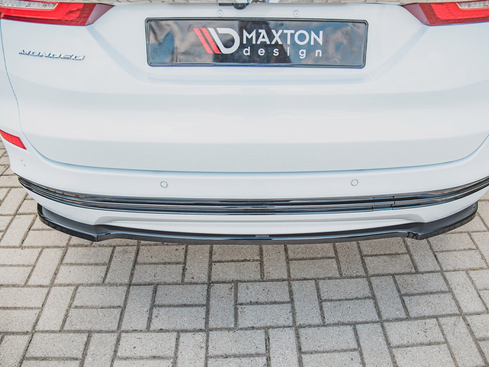 Central Rear Splitter Ford Mondeo Estate Platinum Mk5 Facelift - 3 