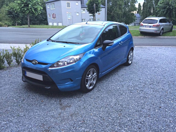 Side Skirts (ST / Zetec S Look) Ford Fiesta Mk7 - 3 Door