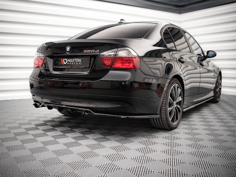 Central Rear Splitter (Vertical Bars) BMW 3 Sedan E90 - 2 