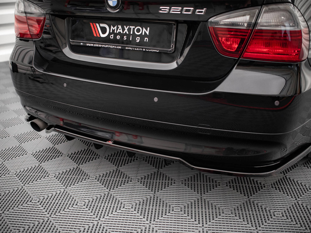 Central Rear Splitter (Vertical Bars) BMW 3 Sedan E90 - 3 