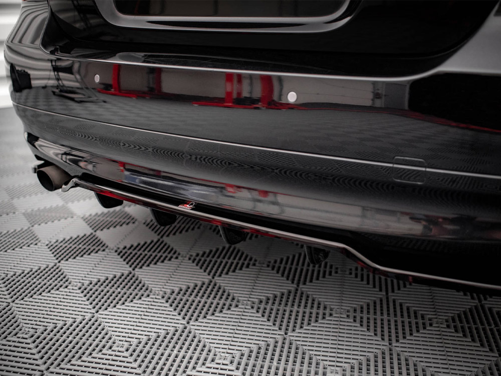 Central Rear Splitter (Vertical Bars) BMW 3 Sedan E90 - 4 