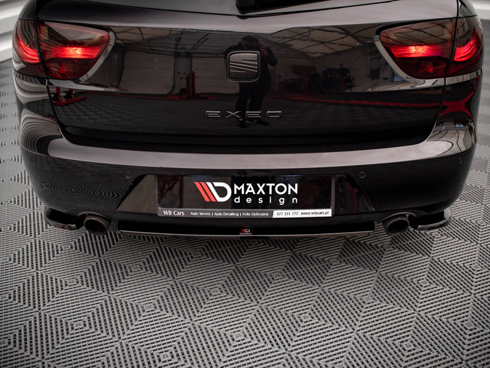 Central Rear Splitter Seat EXEO (2008-2013) - 4 