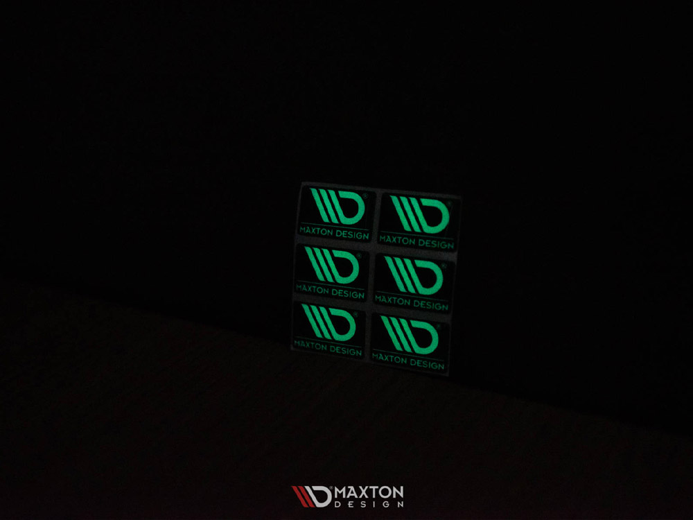 Glow in the Dark 3D gel badges (6 per pack)  - 1 