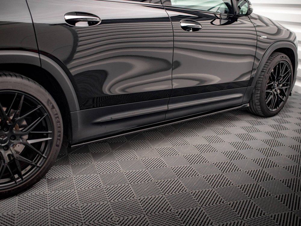 Side Skirts Diffusers Mercedes AMG GLB 35 X247 - 4 