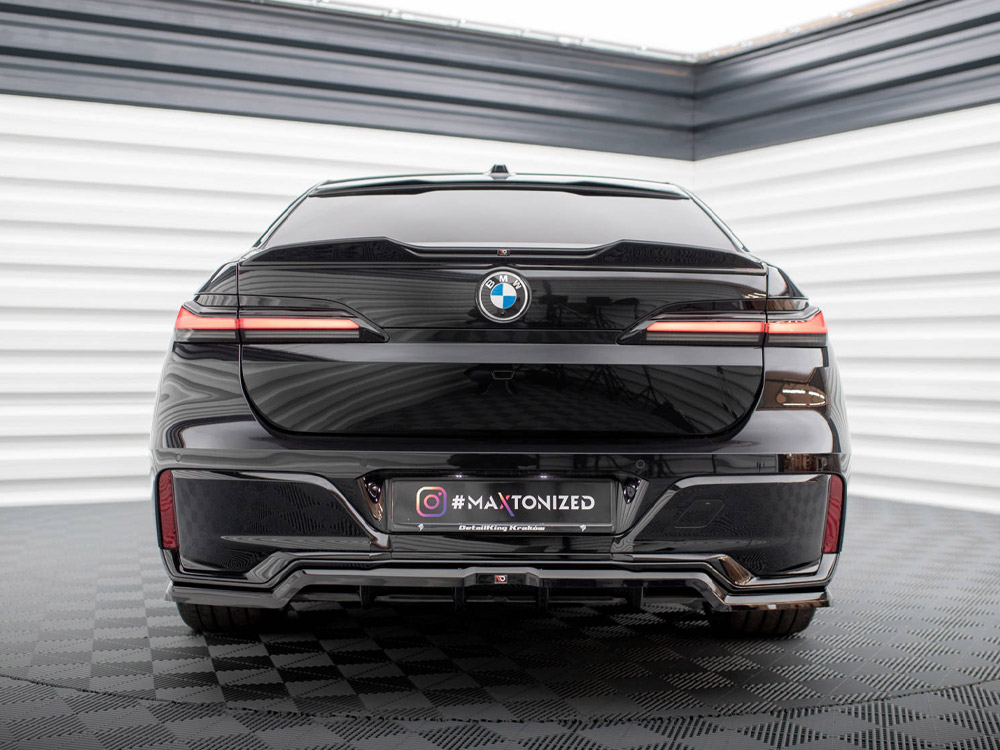Central Rear Splitter (Vertical Bars) BMW 7 M-Pack G70 - 3 