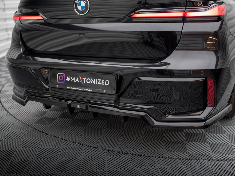 Central Rear Splitter (Vertical Bars) BMW 7 M-Pack G70 - 4 