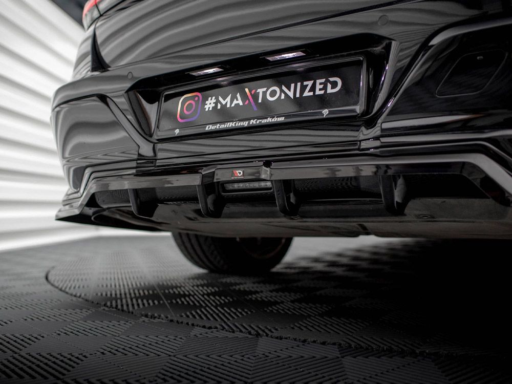 Central Rear Splitter (Vertical Bars) BMW 7 M-Pack G70 - 9 