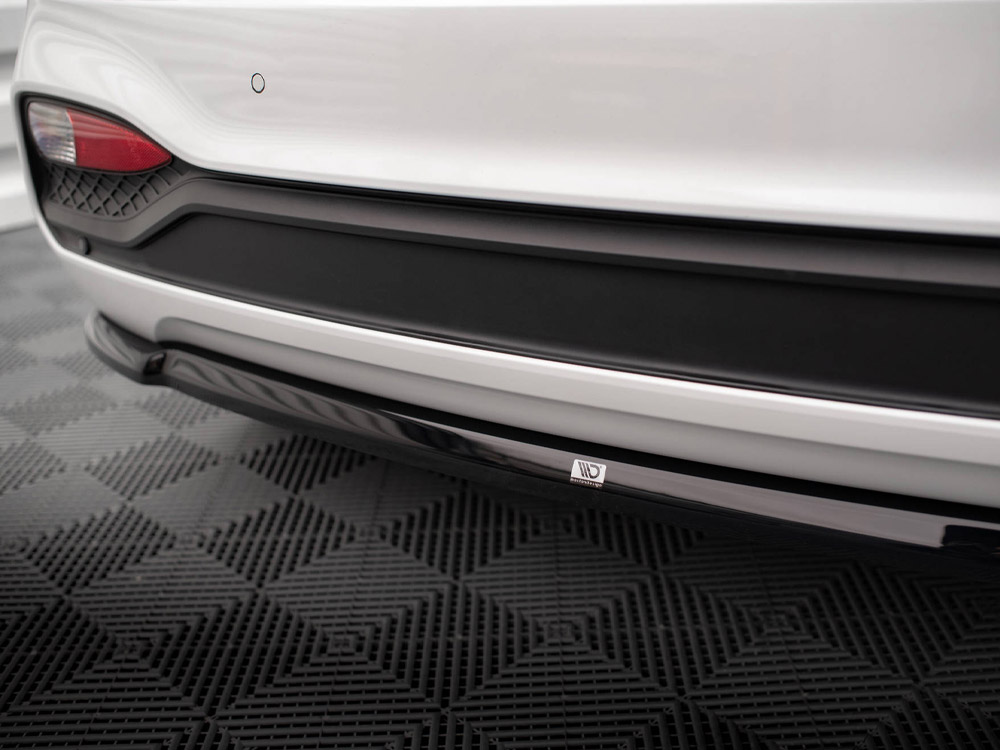 Central Rear Splitter Hyundai I20 Mk2 Facelift - 4 