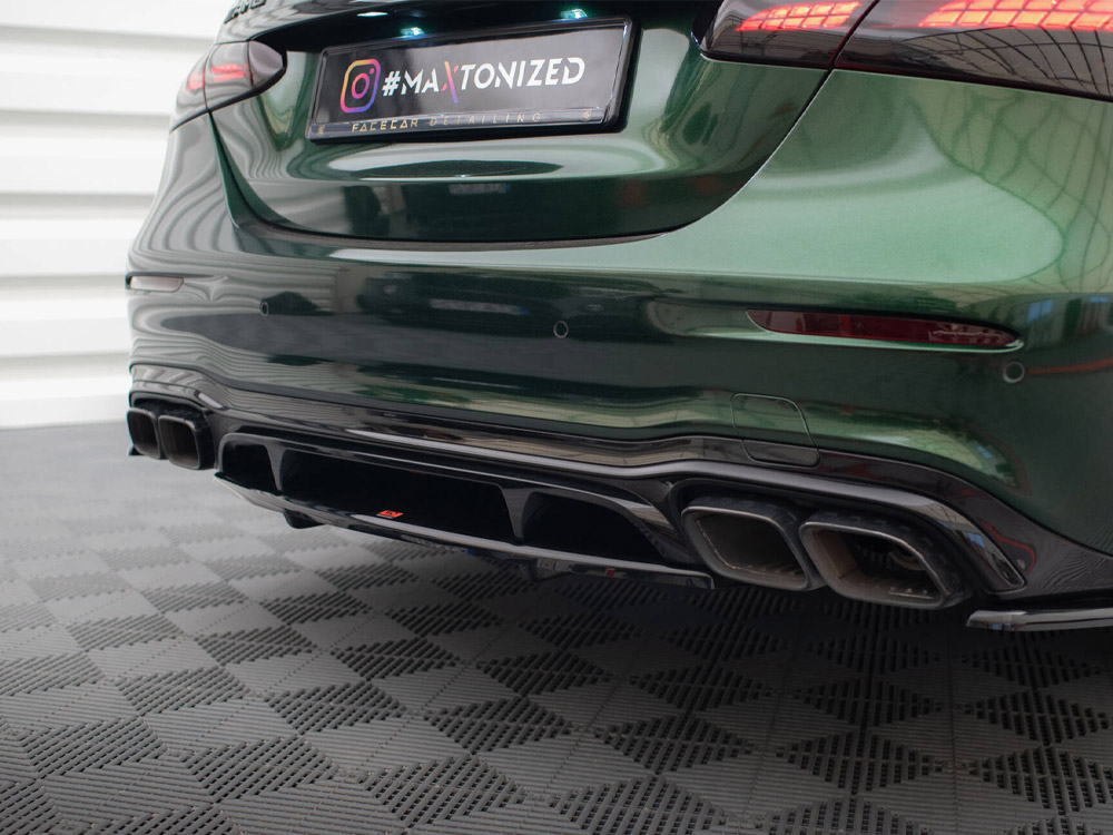 Central Rear Splitter (Vertical Bars) Mercedes-AMG E63 W213 Facelift - 3 