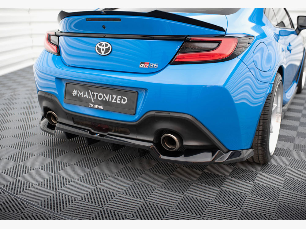 Rear Splitter (Vertical Bars) V.1 Toyota GR86 Mk1 - 3 