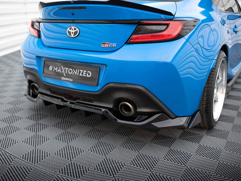 Rear Splitter (Vertical Bars) V.3 Toyota GR86 Mk1 - 3 