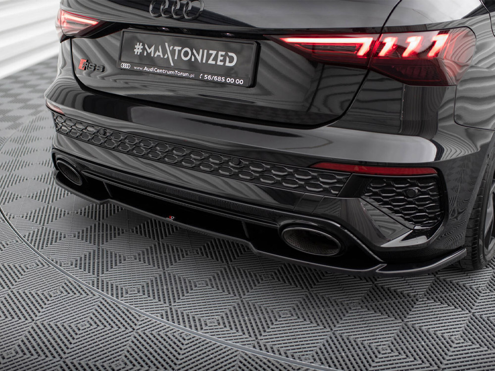 Central Rear Splitter Audi RS3 Sportback 8Y - 3 
