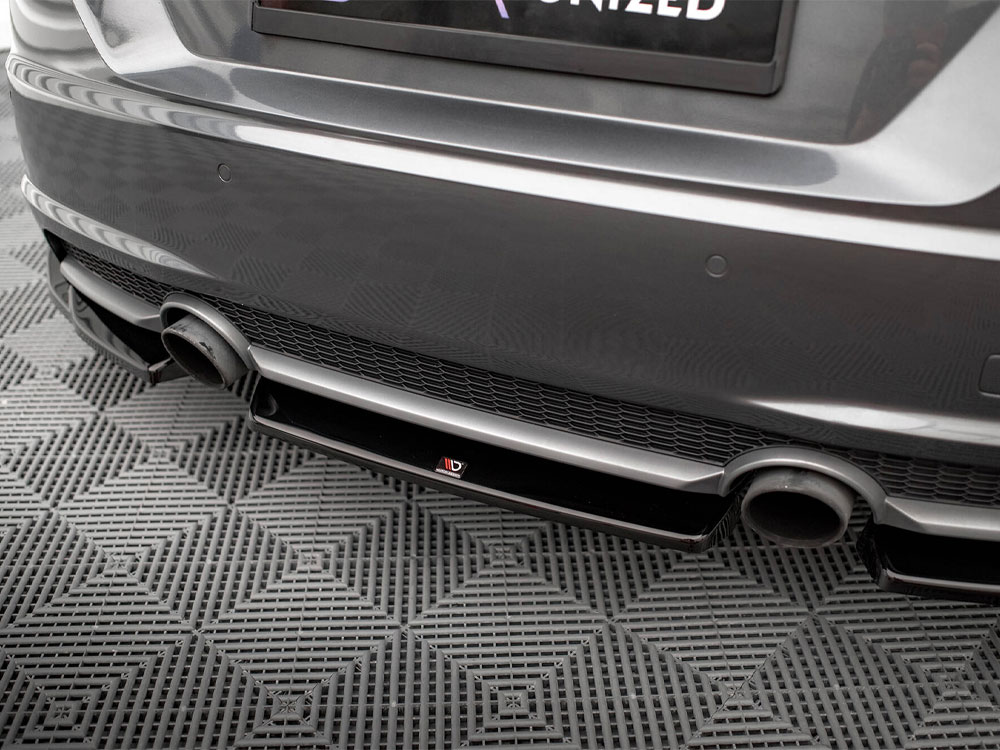 Central Rear Splitter Audi TT S-Line 8S - 4 