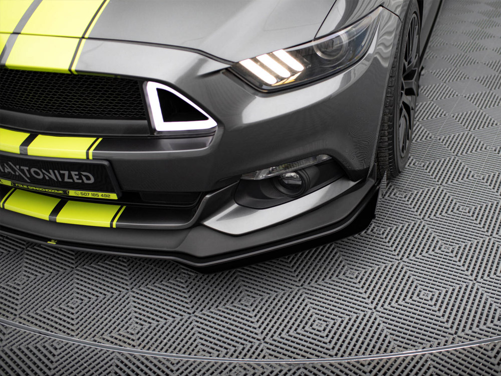 Street PRO Front Splitter + Flaps Ford Mustang GT Mk6 - 5 