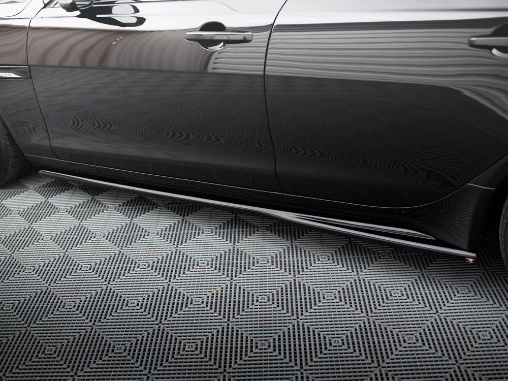 Side Skirts Diffusers Jaguar XE X760 Facelift - 4 