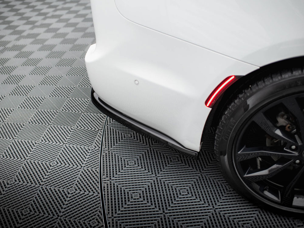 Central Rear Splitter (Vertical Bars) Chrysler Pacifica Mk2 Facelift - 5 