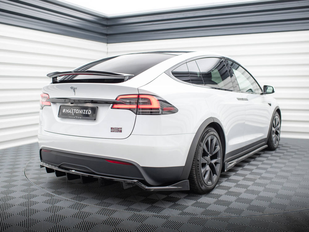 Rear Splitter (Vertical Bars) Tesla Model X Mk1 Facelift - 3 