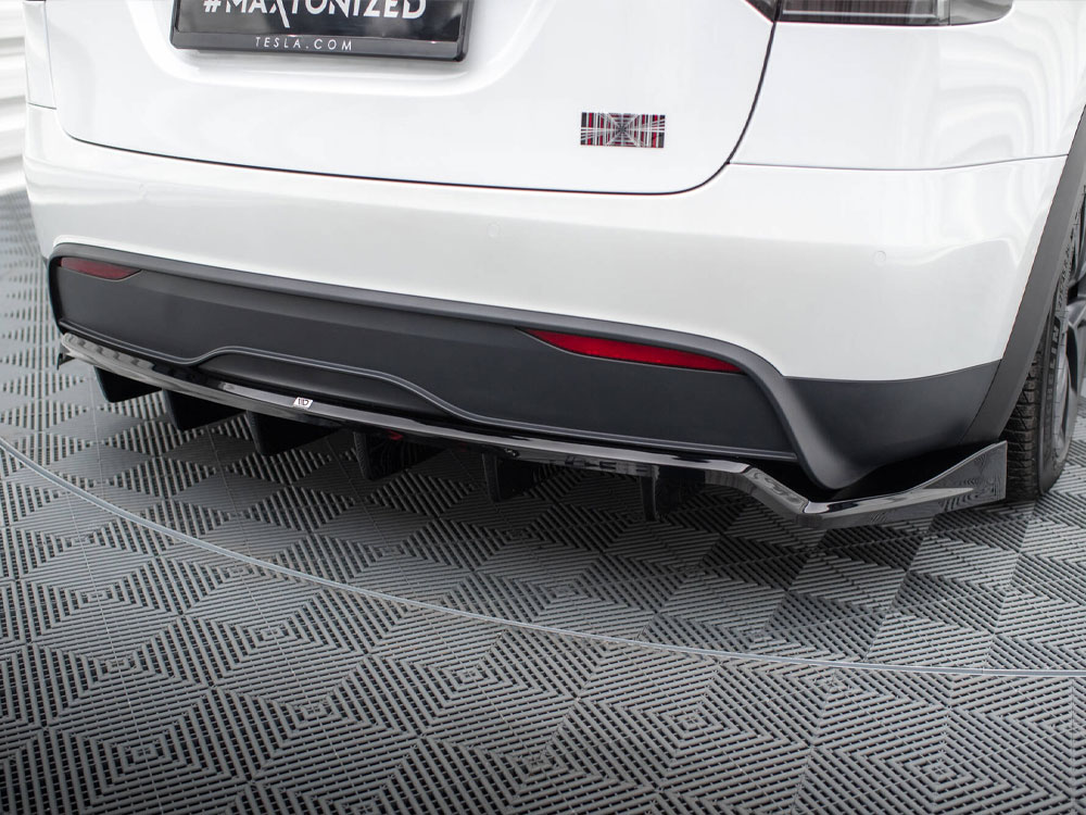 Rear Splitter (Vertical Bars) Tesla Model X Mk1 Facelift - 4 