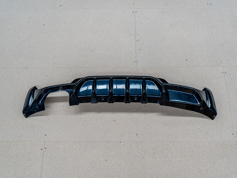 Reduced - Rear Valance BMW 4 Coupe / Gran Coupe / Cabrio M-Pack F32 / F36 / F33 (Version with exhaust on one side) - 7 